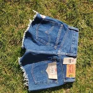 Levi 501 shorts Super Marrio